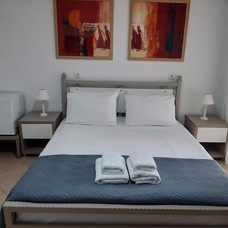 סרנדה Meto Rooms מראה חיצוני תמונה