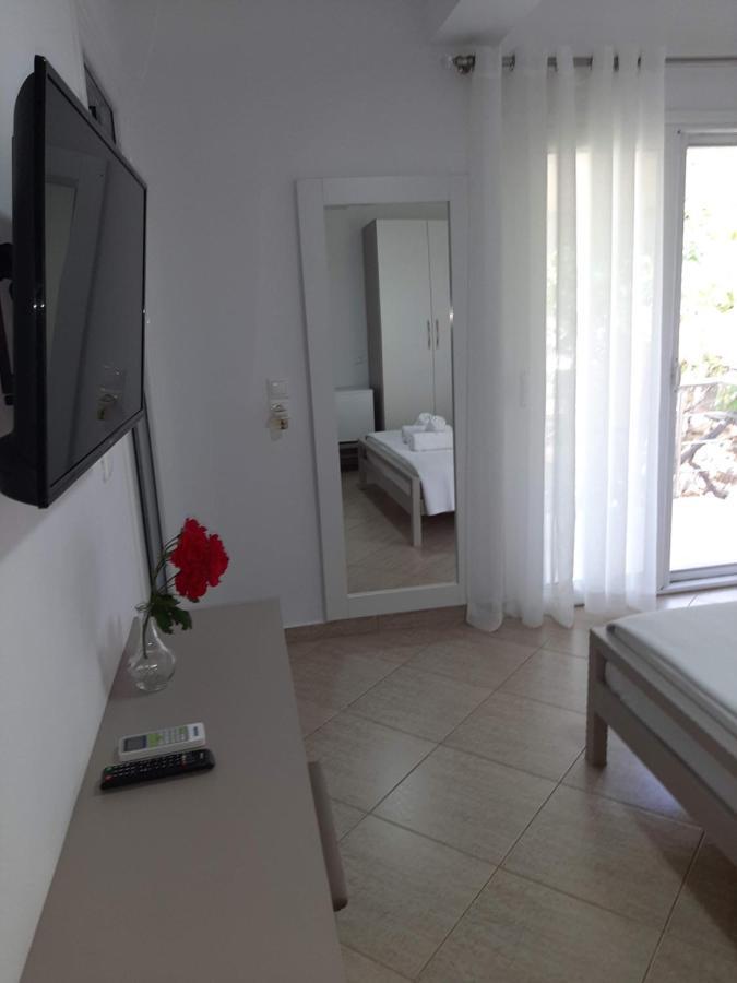 סרנדה Meto Rooms מראה חיצוני תמונה