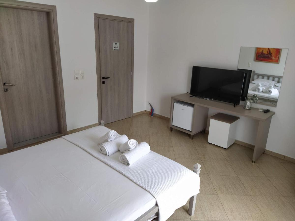 סרנדה Meto Rooms מראה חיצוני תמונה