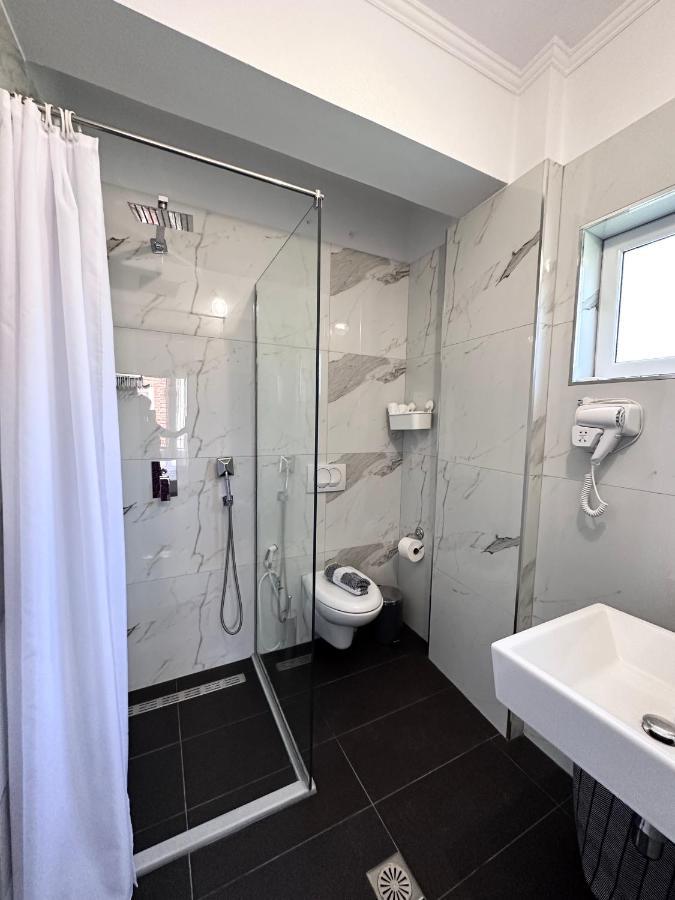 סרנדה Meto Rooms מראה חיצוני תמונה