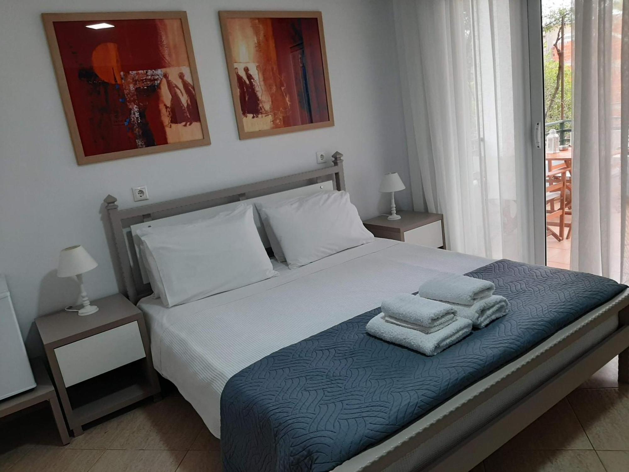 סרנדה Meto Rooms מראה חיצוני תמונה