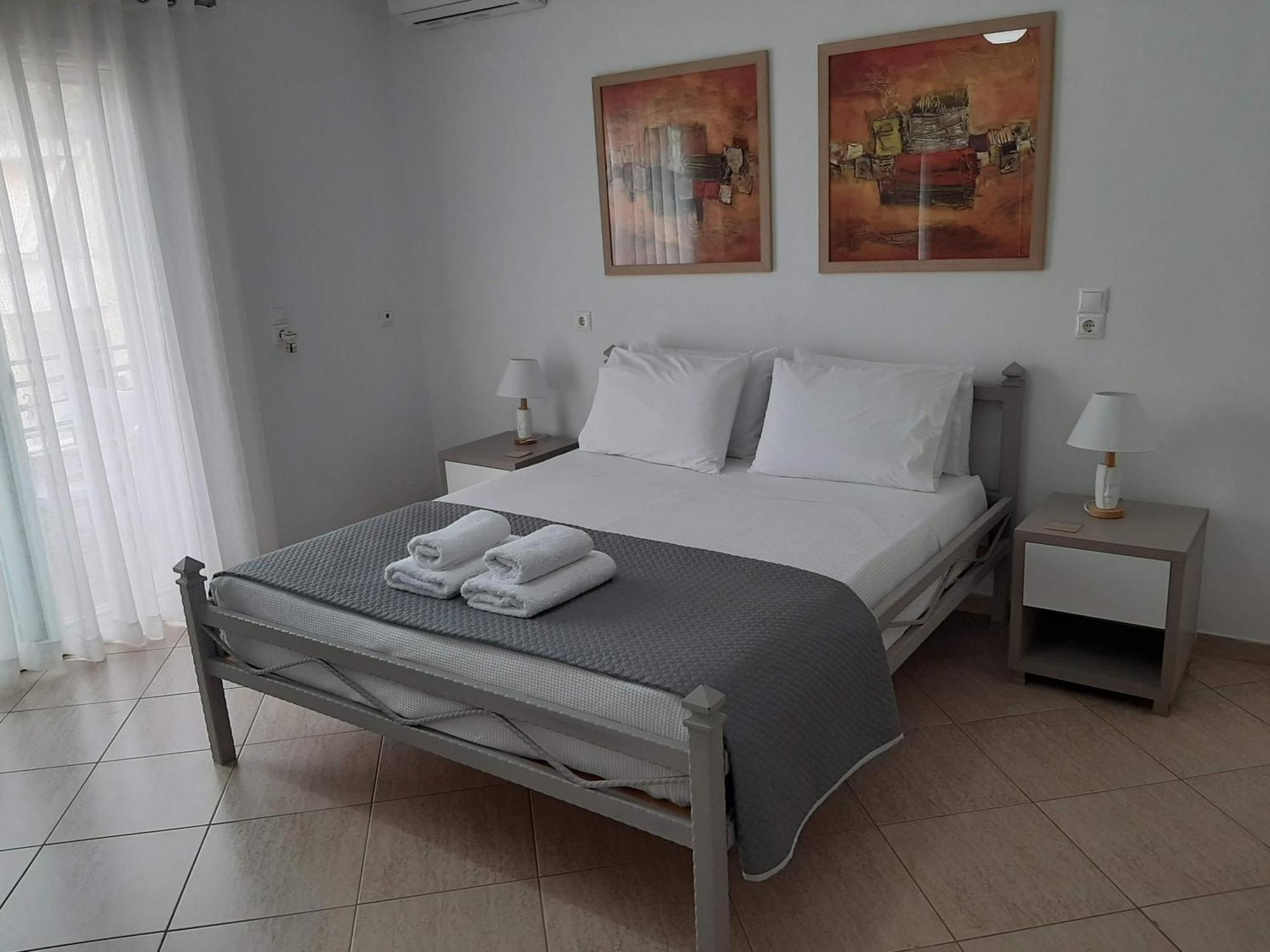סרנדה Meto Rooms מראה חיצוני תמונה