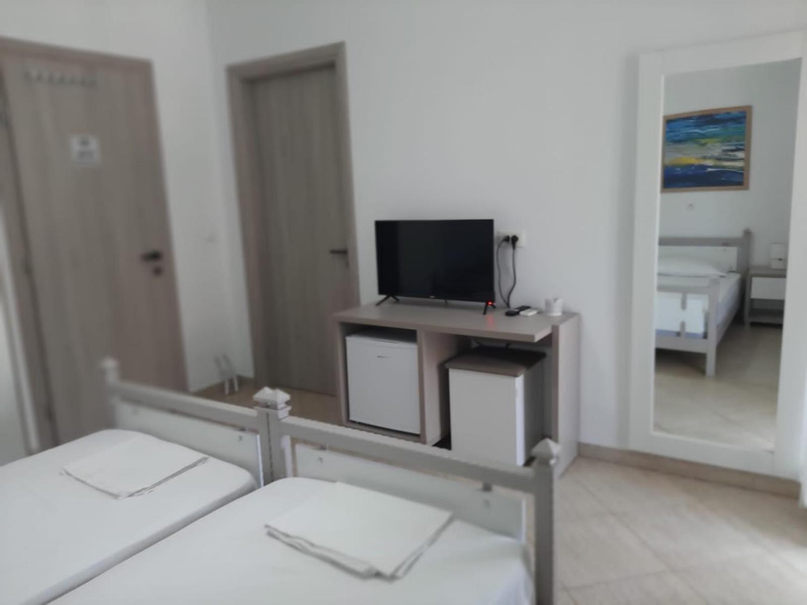 סרנדה Meto Rooms מראה חיצוני תמונה