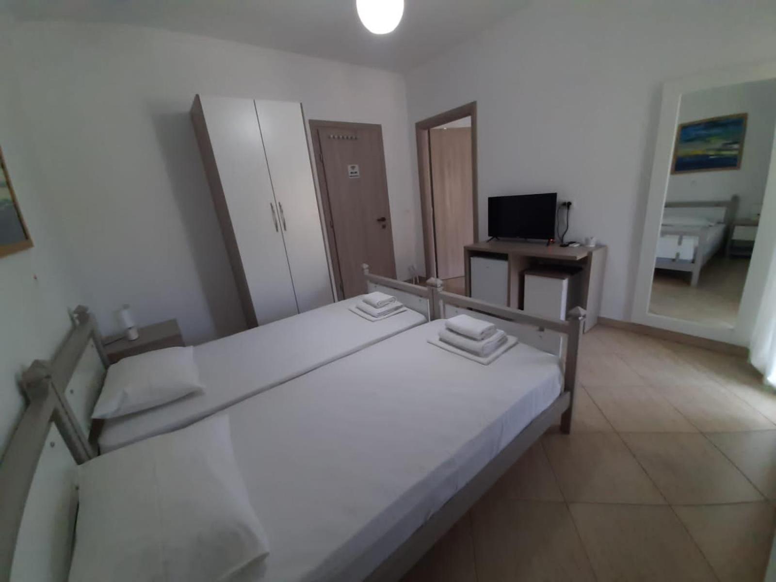 סרנדה Meto Rooms מראה חיצוני תמונה